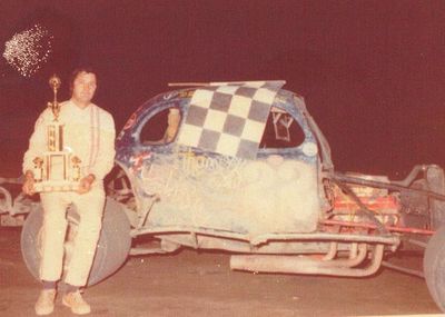 Denzil Billings Kingston Speedway
Denzil Billings Kingston Speedway


Photo Credit: speedwaynostalgia.com
