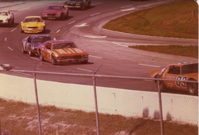 Cayuga Speedway 1975
Cayuga Speedway 1975
