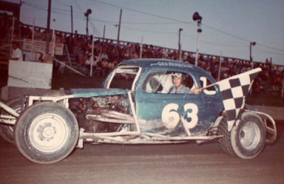 George Herbison
George Herbison
Keywords: Kingston_Speedway Dirt_track Stock_car George_Herbison