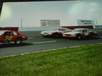 Cayuga Speedway
Cayuga Speedway

Photo Credit: Judy Livingstone
Keywords: Cayuga Speedway