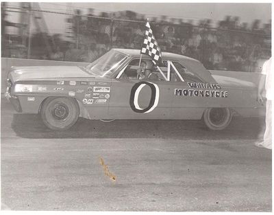 Clyde LaBonte Checker Flag
Clyde LaBonte Checker Flag
Keywords: Clyde LaBonte Checker Flag