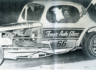 Tony Blake 
Tony Blake
Keywords: Kingston_Speedway Dirt_track Stock_car Tony_Blake
