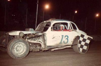 Guy 'Shorty' Robinson
Guy 'Shorty' Robinson
Keywords: Kingston_Speedway Dirt_track Stock_car Guy_Robinson